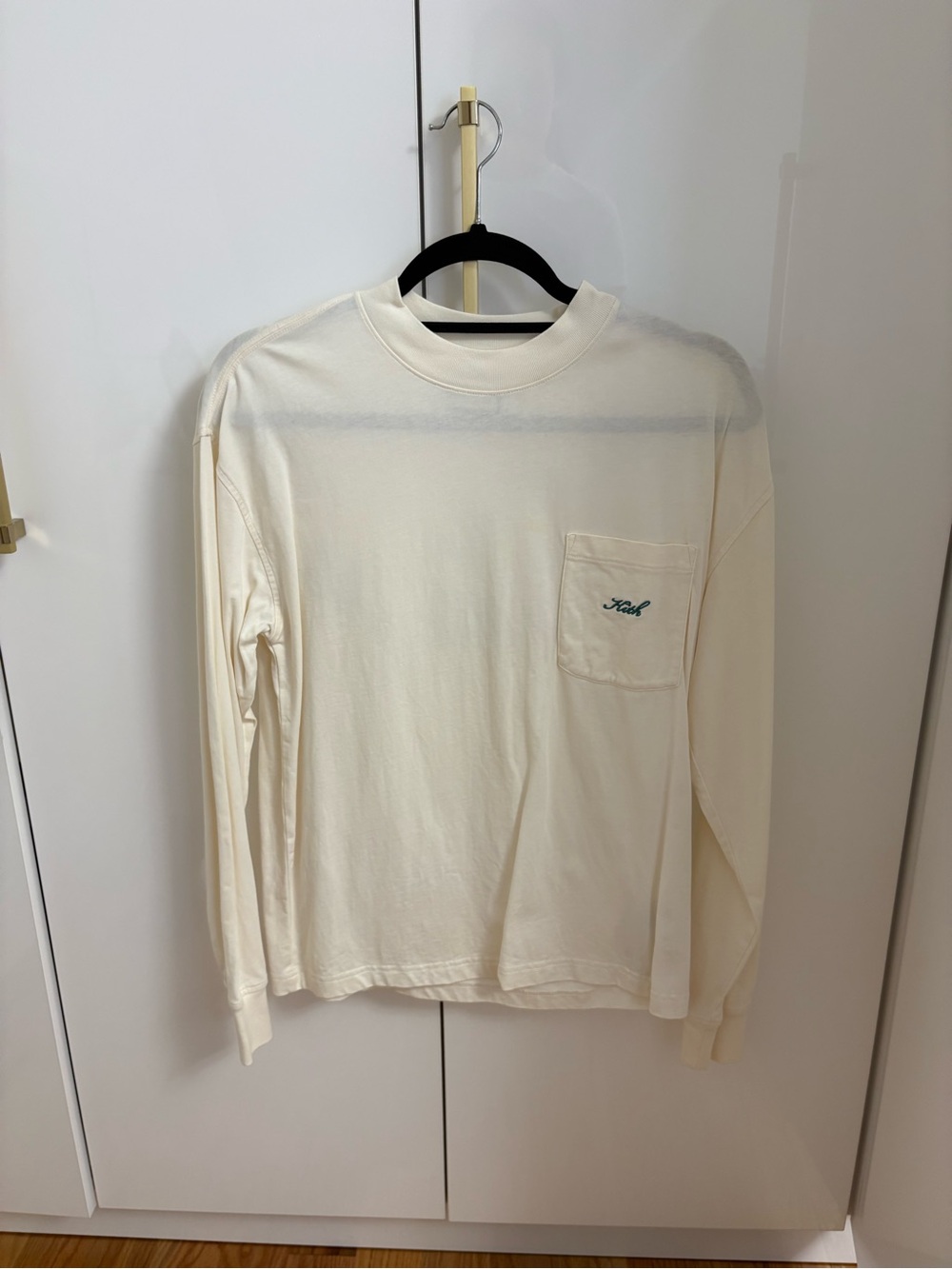 Kith Men's Long-Sleeve Pocket Tee - Off-White with Green Script
